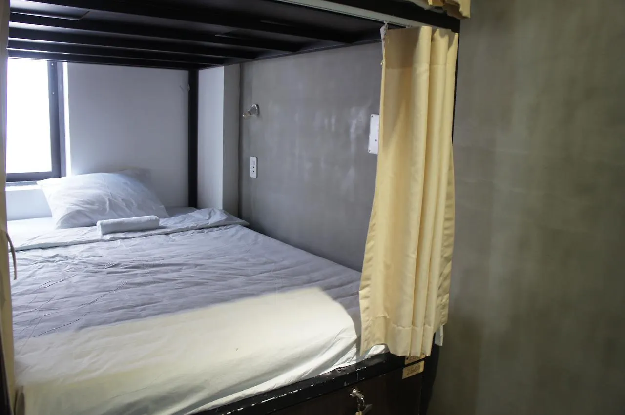 Mariposa Hostel Danang Vietnam